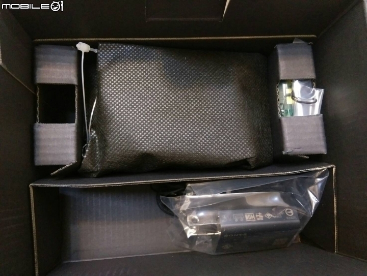 SONY RX100 M5 簡易開箱文