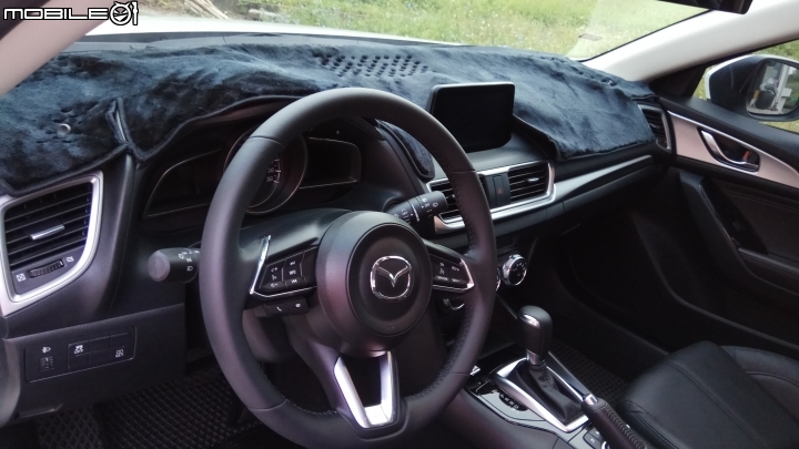 2017年式馬三5門尊榮開箱!