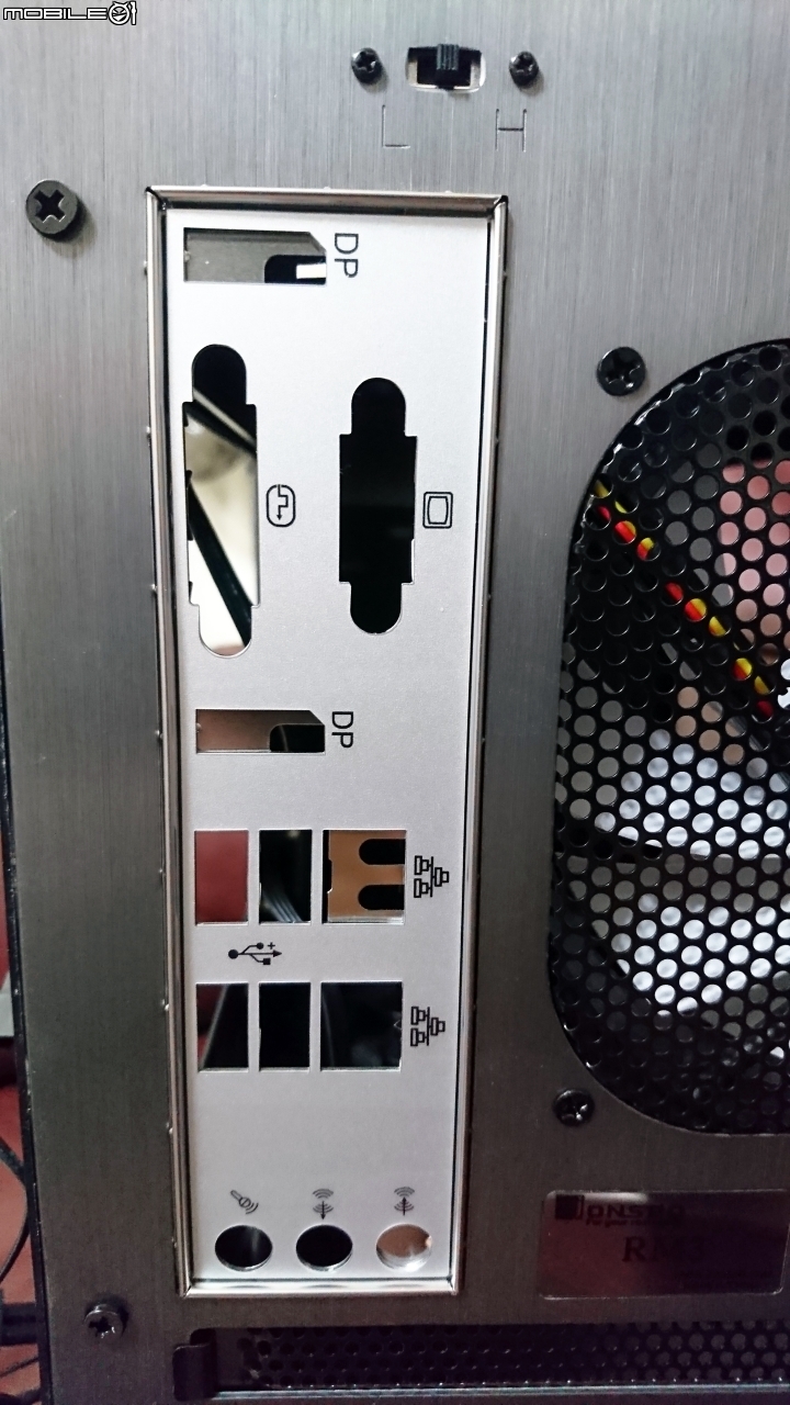 [開箱-機殼]喬思伯 RM3 玻璃 鈦灰色版....外加新Power事件