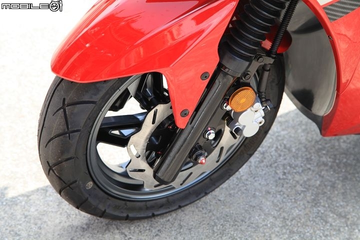 sym jet s 雙碟版 黑紅簡單開箱