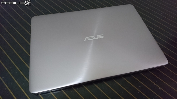 [開箱]ASUS ZenBook UX310UQ文書和輕度遊戲通吃的輕薄筆電