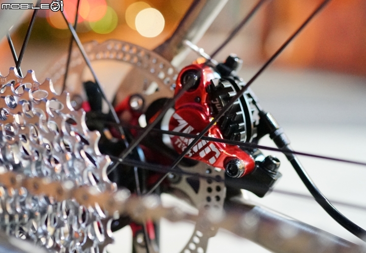 Lynskey Helix pro disc 搭配 rolf 碟煞輪組