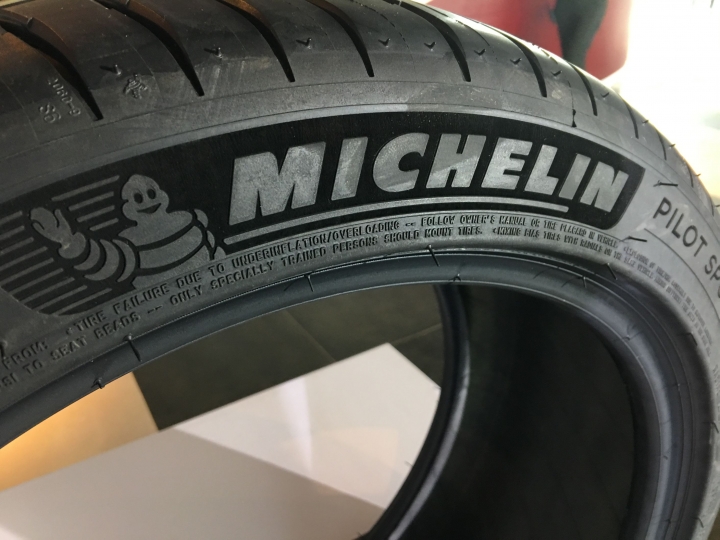 濕地超強! 米其林Michelin Pilot Sport 4(PS4)麗寶賽車場輪胎測試心得分享