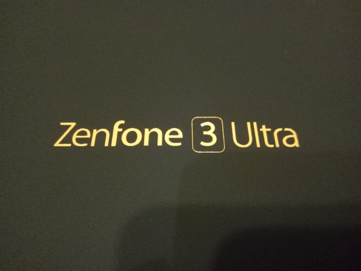 感覺有點冷門的ASUS ZENFONE3 ULTRA微開箱~