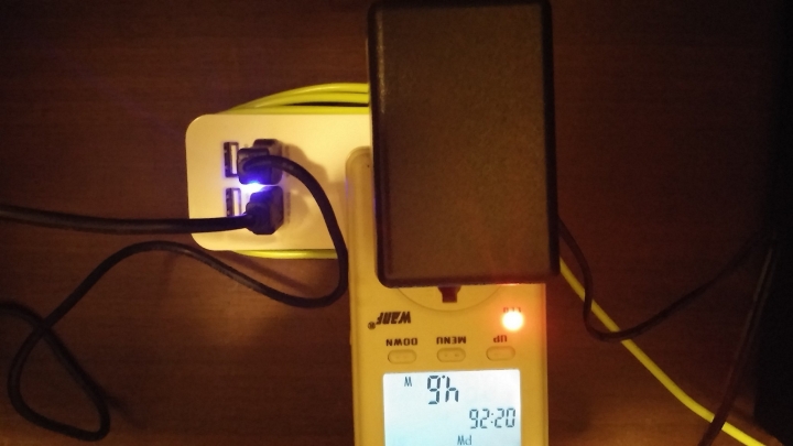 淘寶1千5的ac分享器(usb3)當NAS實測上35MB/s totolink a3004ns