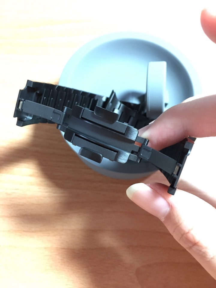 <開箱>終於收到了! ~ APPLE WATCH Series 2 42MM太空黑不鏽鋼米蘭