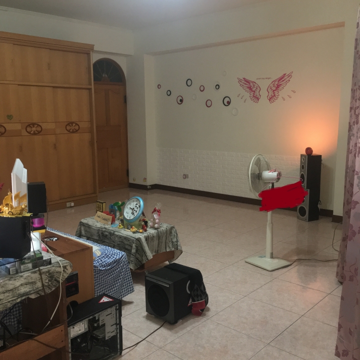 請教達人 我想要布置燈光溫馨感臥房 但不知從何著手