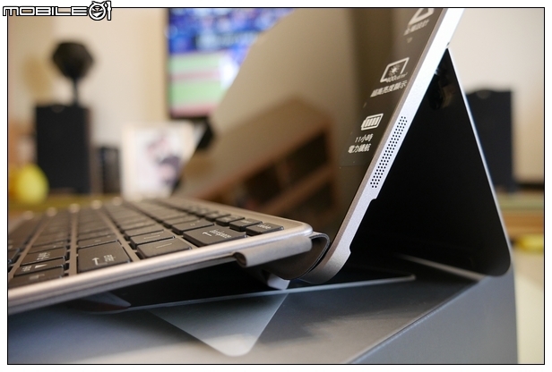 [開箱] 精緻小巧的ASUS Transformer Mini T102HA 變形平板筆電