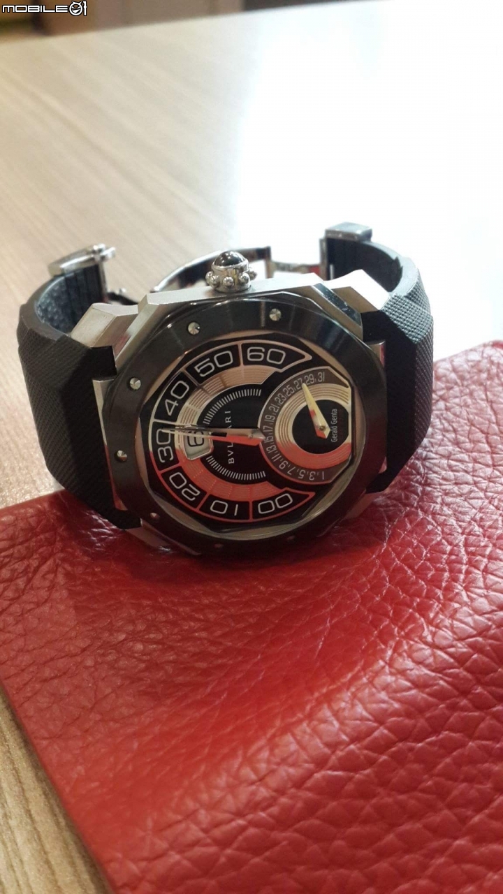 BVLGARI  OCTO逆跳 入手摟