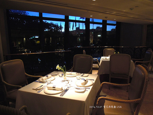 [食記] 台北 信義 寶艾西餐廳Bel Air - Bar & Grill - 台北經典西餐廳，約會求婚好去處（君悅酒店）
