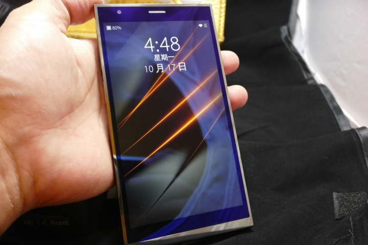最漫長的預購※液態金屬Turing Phone 到貨簡易開箱!!