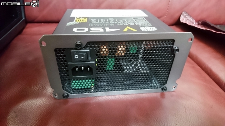 [開箱-機殼]喬思伯 RM3 玻璃 鈦灰色版....外加新Power事件