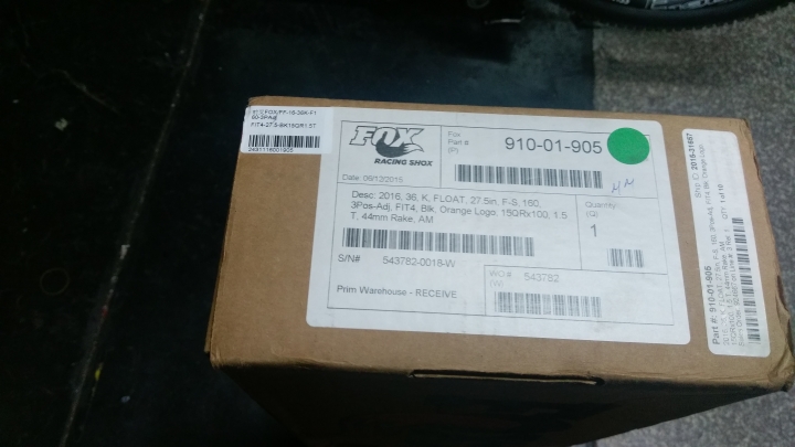 進化吧!LYCAON 275上2016FOX FLOAT 160MM 3Pos/Adj!!