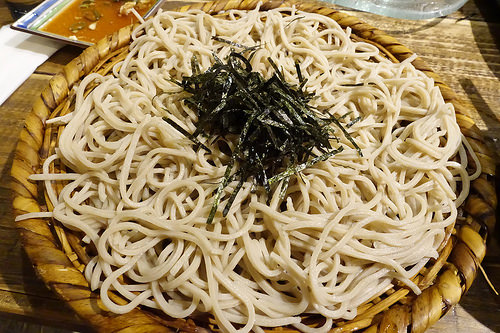 【食記】捷運中山站。二月半そば蕎麥麵