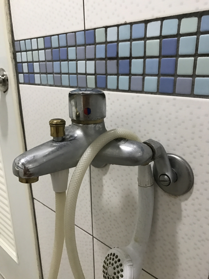 請問一下 關於瞬間熱水器