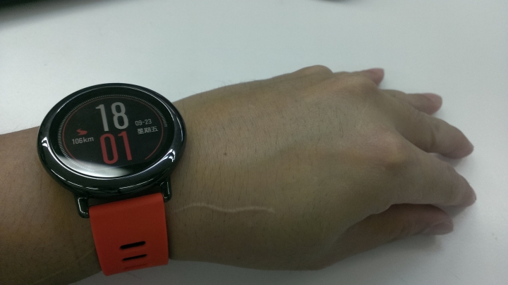 【開箱】外表非常出色吸睛的華米手錶Amazfit