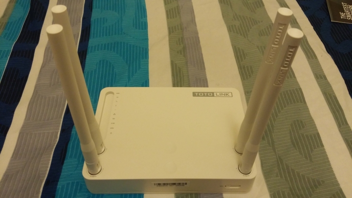 淘寶1千5的ac分享器(usb3)當NAS實測上35MB/s totolink a3004ns