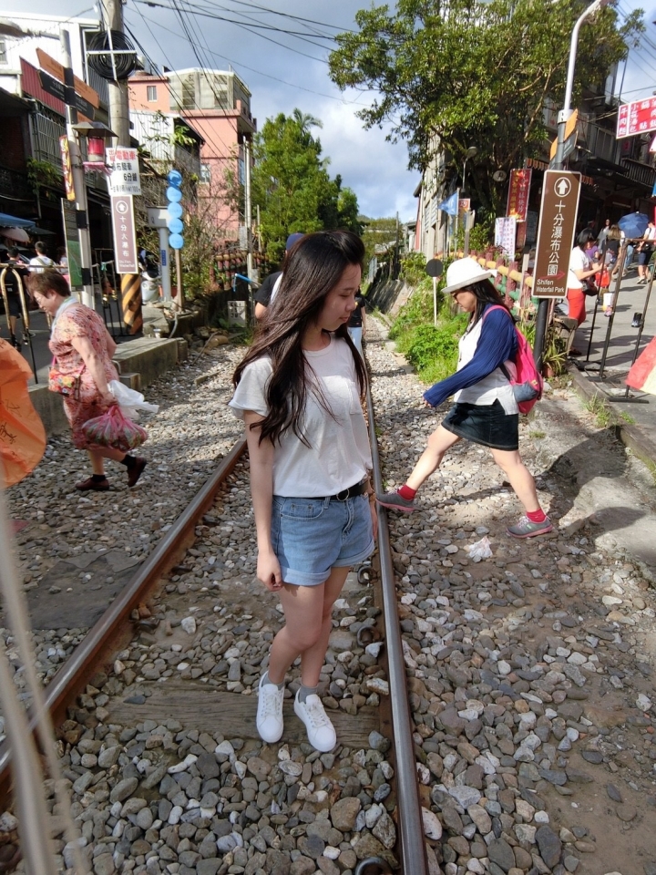 女友喜歡的照片，跪求神人p圖。