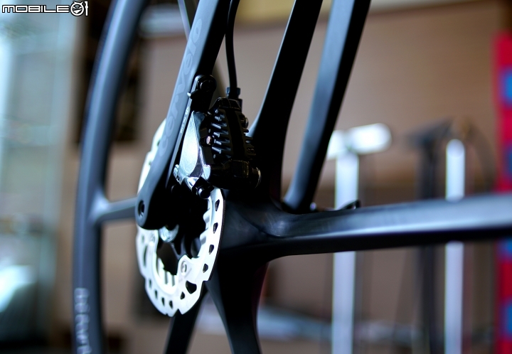 德國製BIKE AHEAD碳纖維碟煞刀輪！1,158g Tubeless / Clincher / open胎