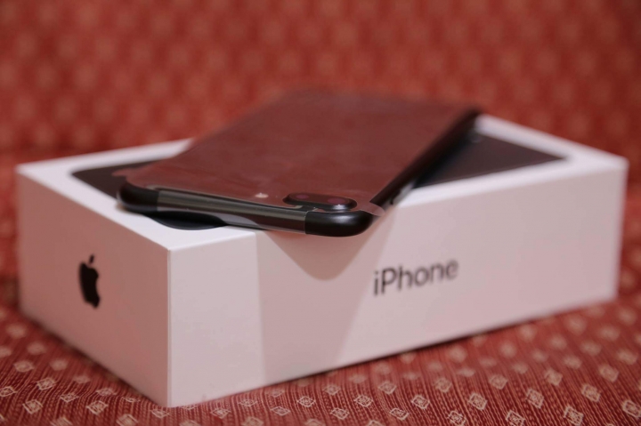 I phone 7 128G消光黑 不專業開箱！