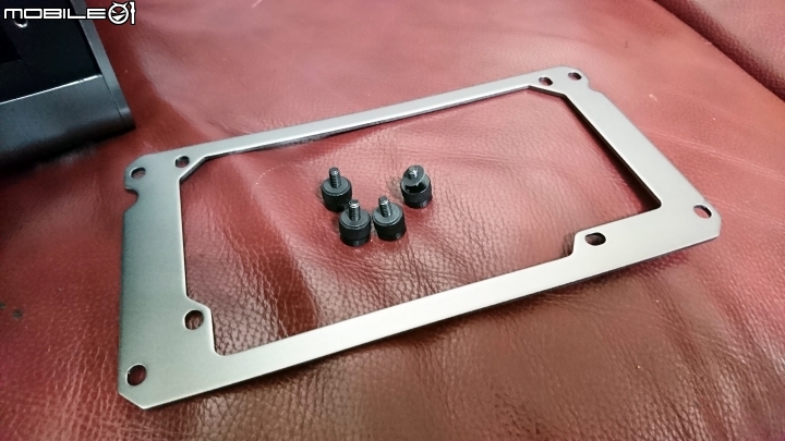 [開箱-機殼]喬思伯 RM3 玻璃 鈦灰色版....外加新Power事件