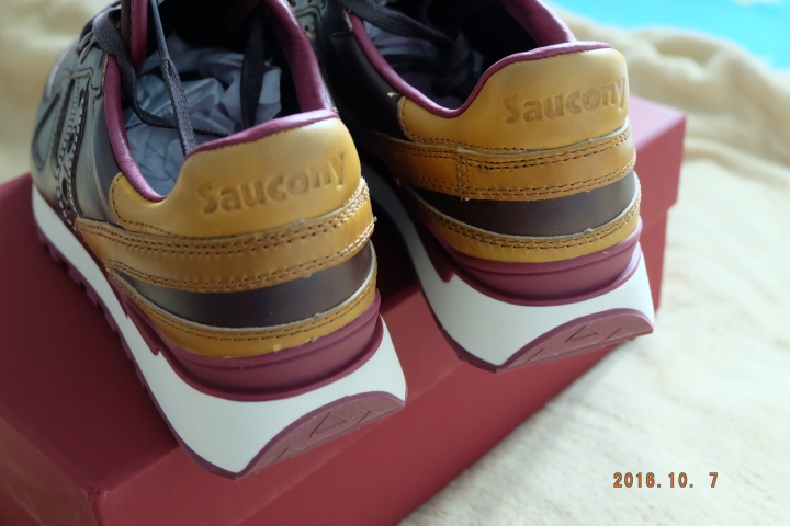 [開箱] Wolverine X Saucony Premium Shadow Original Horween Leather