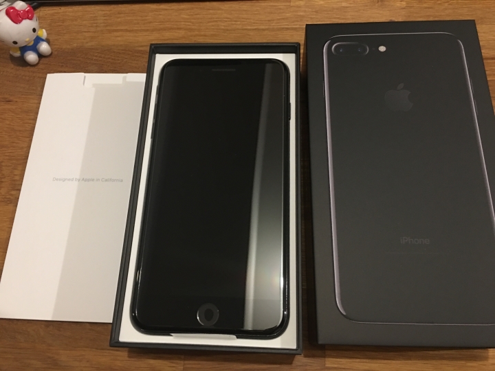 iphone 7+ 要死黑開箱