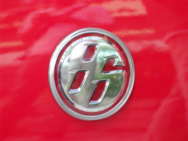 讓拓海也瘋狂~~"ALL NEW TOYOTA 86", 94狂~~