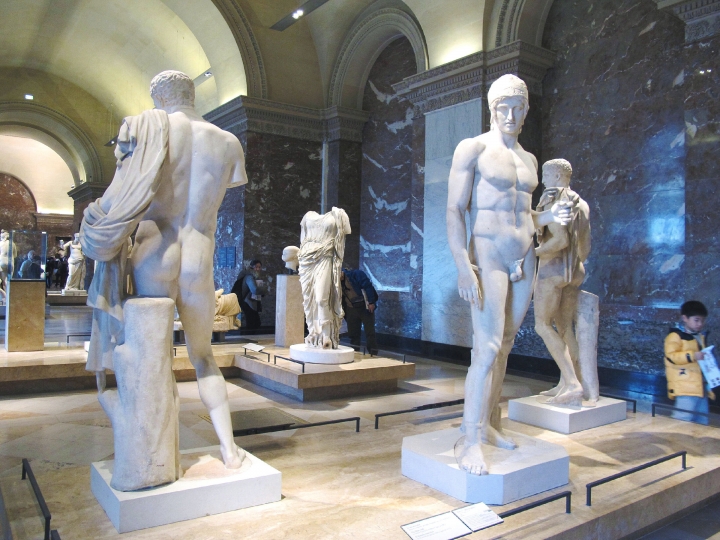 【Paris．走跳】跪著也要逛完的巴黎羅浮宮Musée du Louvre