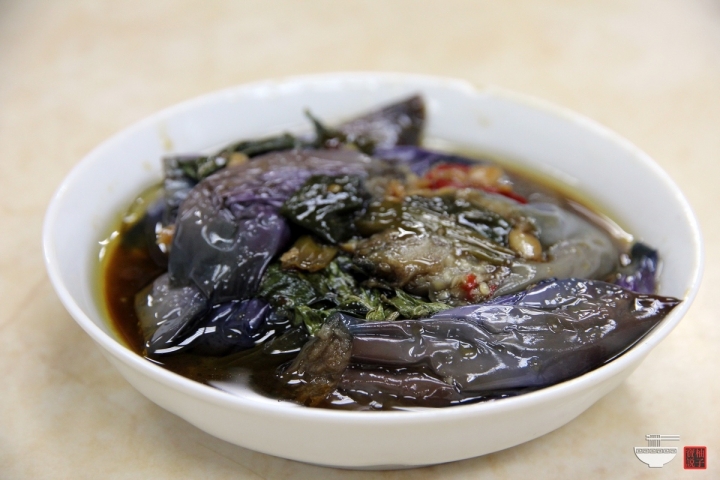 [台北美食]吳興街 穆記牛肉麵-曾經榨乾我兩日飯錢的牛肉麵店