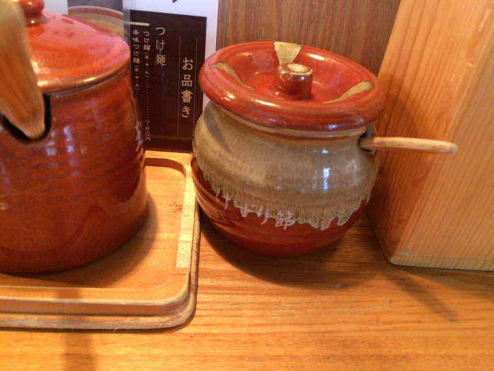 【美食。食記】東京 高田馬場 份量任選，麵體香彈 拉麵 沾麵 つけ麺屋 やすべえ 高田馬場店