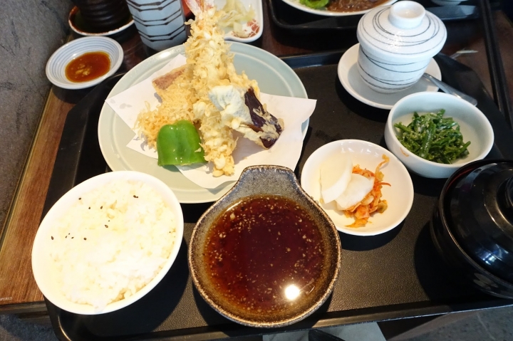 [食記] 大和日本料理。天婦羅定食。老店美味日常 (南京復興站)