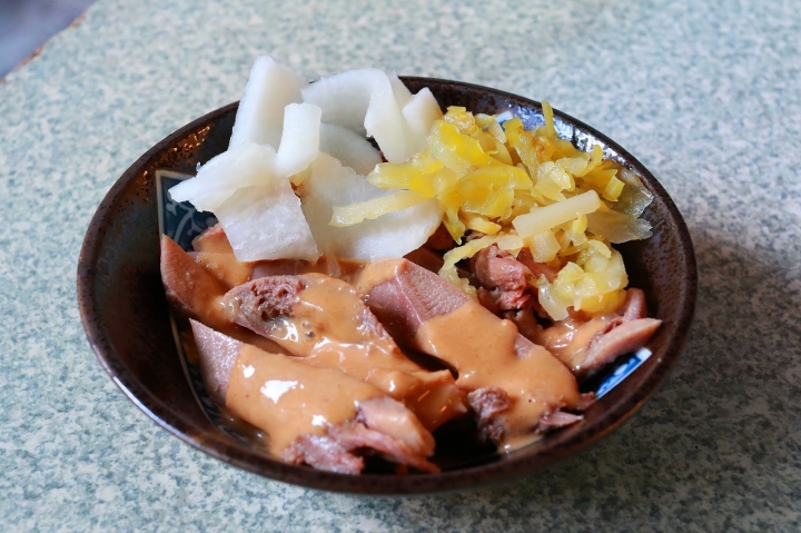 [台南][中西區] 阿松割包~鮮甜肉湯搭配花生醬豬舌割包