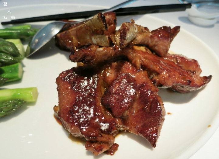 彷彿置身於美術館用餐.台北國賓大飯店粵菜廳松露龍蝦套餐