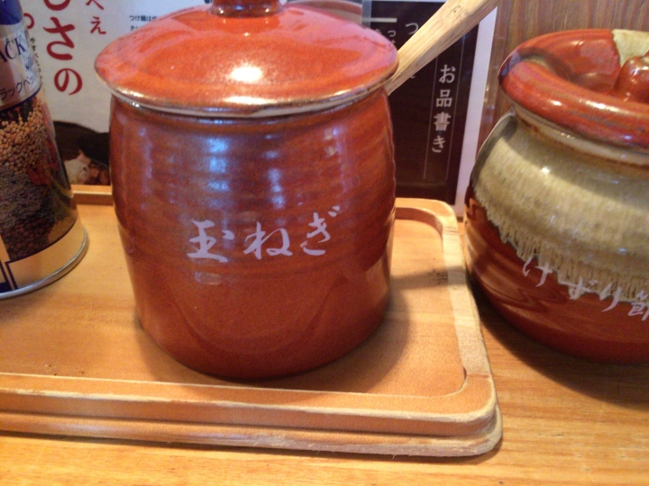 【美食。食記】東京 高田馬場 份量任選，麵體香彈 拉麵 沾麵 つけ麺屋 やすべえ 高田馬場店
