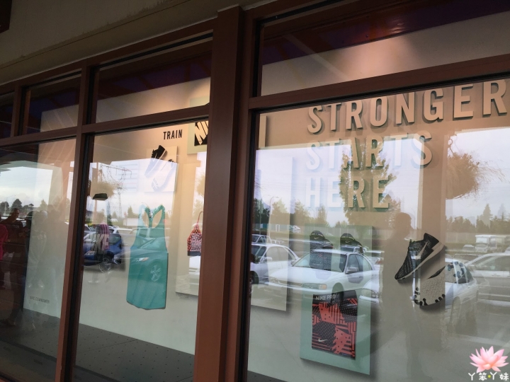 【美國・Woodburn・2016】Woodburn Premium Outlets- 免稅血拼名牌暢貨中心