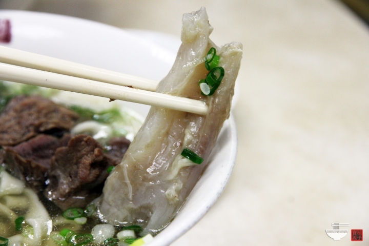 [台北美食]吳興街 穆記牛肉麵-曾經榨乾我兩日飯錢的牛肉麵店