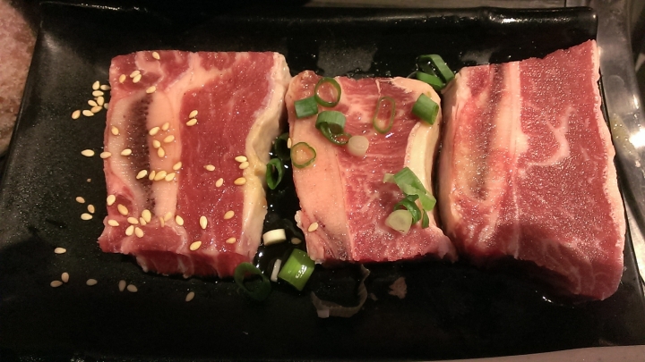 [烤肉/燒肉/火鍋/火烤兩吃]苗栗頭份尚順附近一喜燒肉~天使紅蝦超大隻~霜降牛~好好吃~