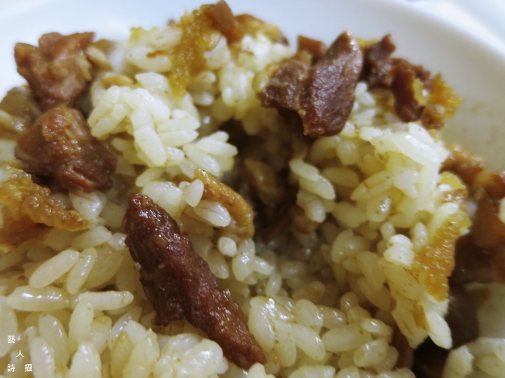 捷運古亭站湯不多肉大塊的肉羹.鍾圓環肉羹滷肉飯