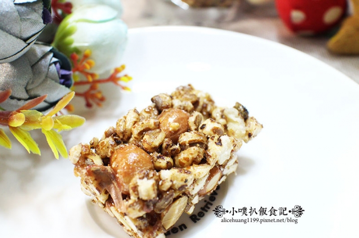 【宅配美食】『君品長鮮糙米花生糖』純手工/不黏牙/零嘴/香酥脆/全素/台灣花生/米香.小麥.原味純花生