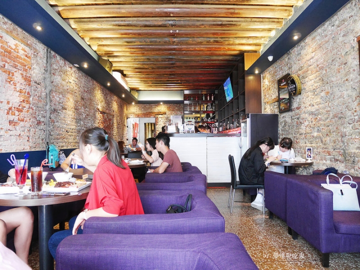 【台南美食】中西區 Brick 磚塊 Bar&Brunch ● 風格老屋內的迷人早午餐約會 ● 愛上墨西哥辣肉醬蛋捲！❤❤