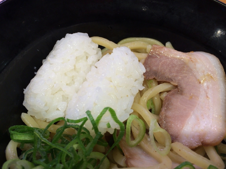 【美食。食記】東京 池袋 拜託！可以不要這麼狂嗎？ 回し寿司 スシロー SUSHIRO 南池袋