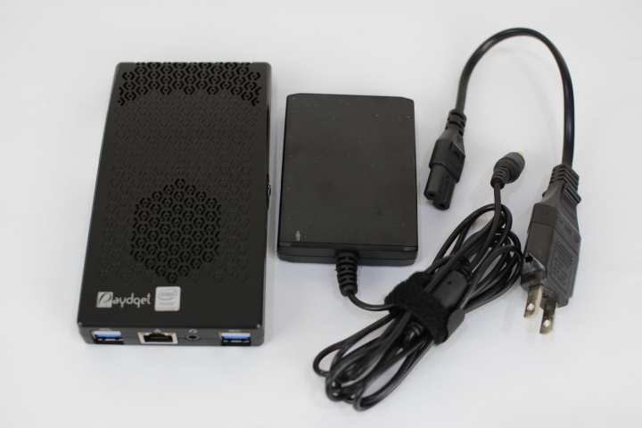 [產品開箱]俄羅斯Raydget PowerBox5 口袋型迷你電腦--Intel i5/4G/256GB SSD