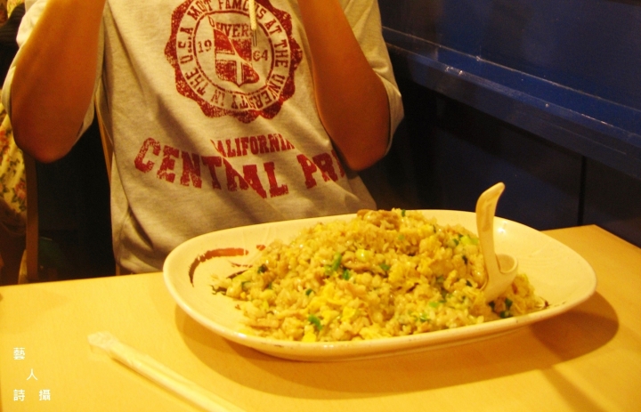 Q彈炸醬麵配Q彈豬腳.江蘇老趙刀切麵