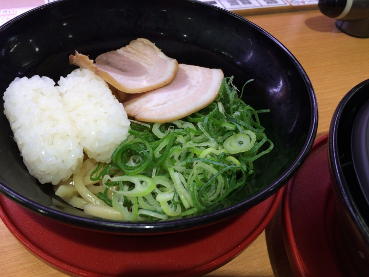 【美食。食記】東京 池袋 拜託！可以不要這麼狂嗎？ 回し寿司 スシロー SUSHIRO 南池袋