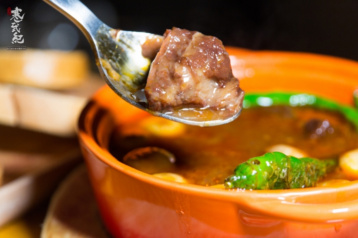 57食堂酒場-餐酒館 Bistro‧捷運南京復興站｜遼寧街深夜食堂‧和洋混搭精緻酒食‧吧台熱絡氣氛超一流！