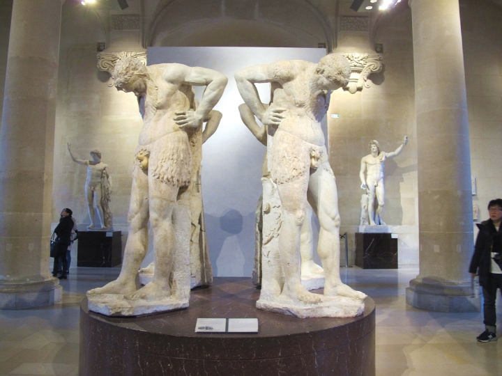 【Paris．走跳】跪著也要逛完的巴黎羅浮宮Musée du Louvre