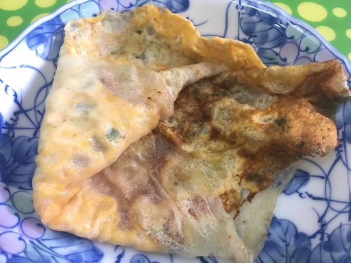 [早餐]彰化市榕樹下早餐店食記~ 老店~ 從小吃到大~推薦蛋餅最好吃~
