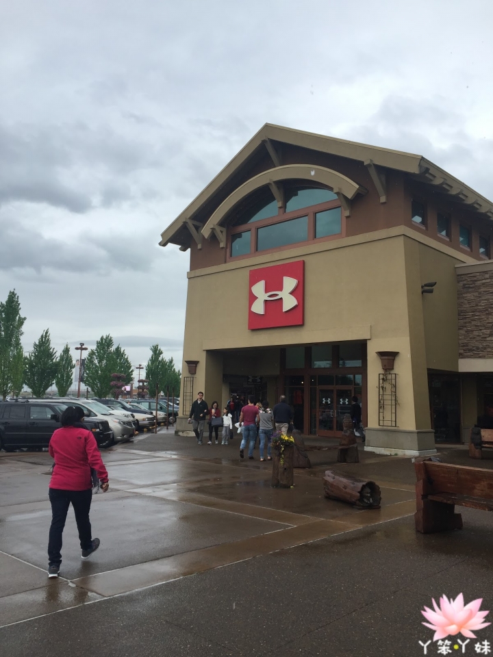 【美國・Woodburn・2016】Woodburn Premium Outlets- 免稅血拼名牌暢貨中心