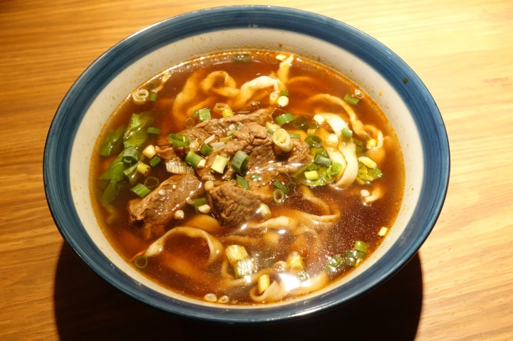 [食記] 新竹。大叔眷村牛肉麵。地點超神祕der!!